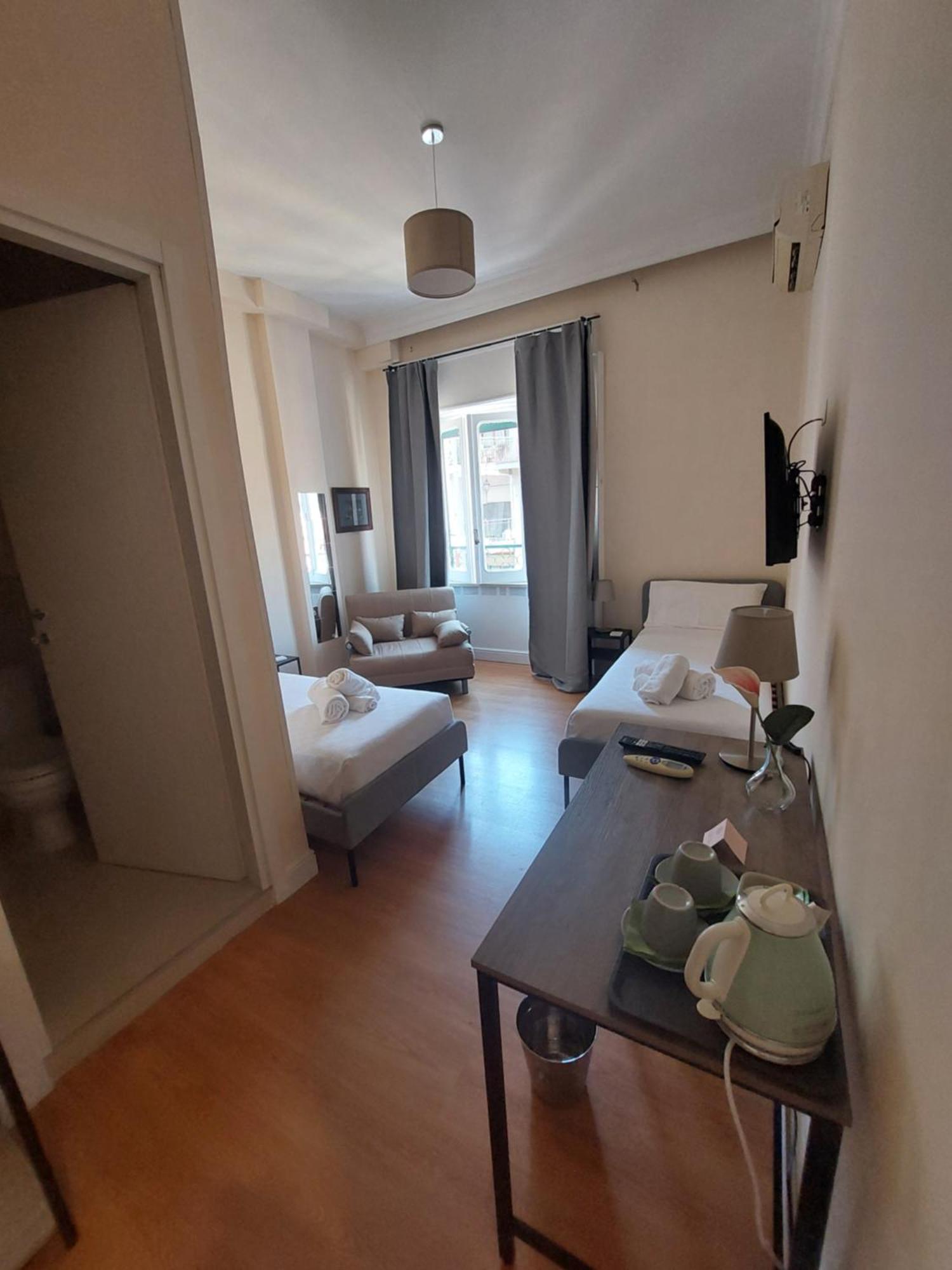 Deluxe Triple Room,1612813606:JPEG